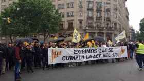 Concentración de los taxistas de Barcelona frente a la Subdelegación del Gobierno en Cataluña / CG