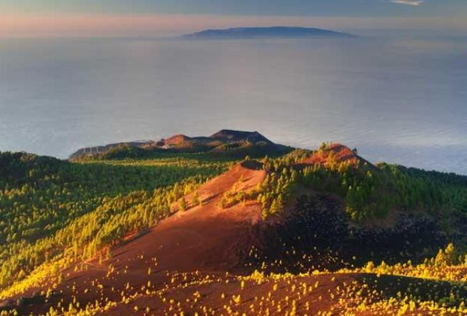 Parque Natural de Cumbre Vieja en La Palma donde se localiza el volcán / TURISMO DE CANARIAS