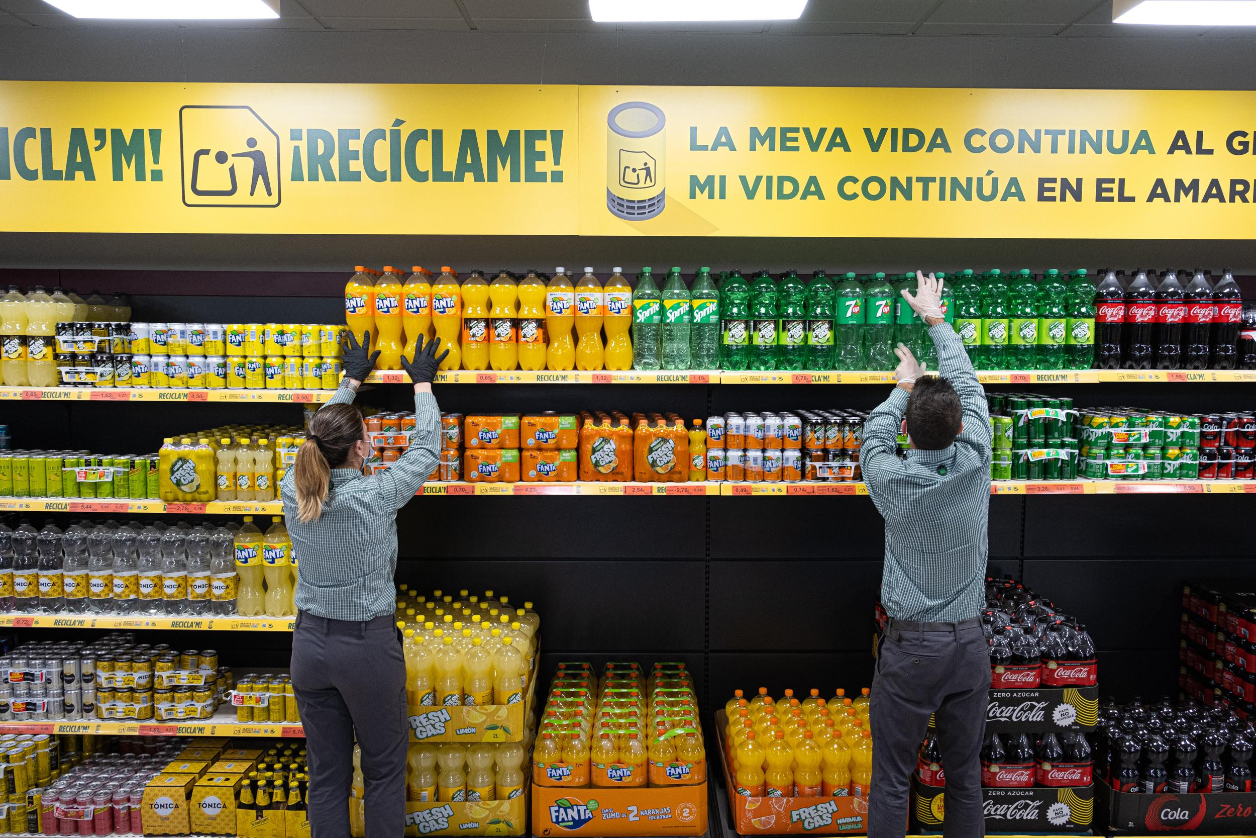 El supermercado 6.25 de Barcelona cuenta con cartelería indicativa sobre reciclaje / MERCADONA