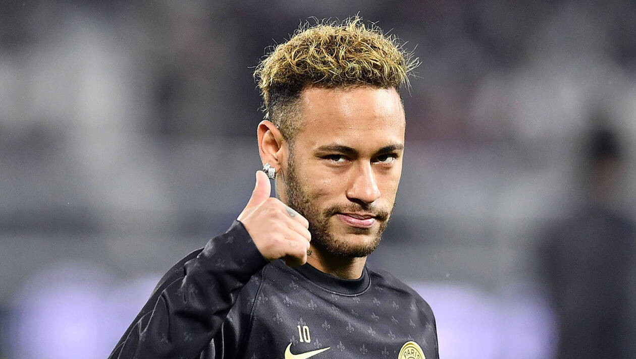 Neymar Júnior en un calentamiento con el PSG / EFE