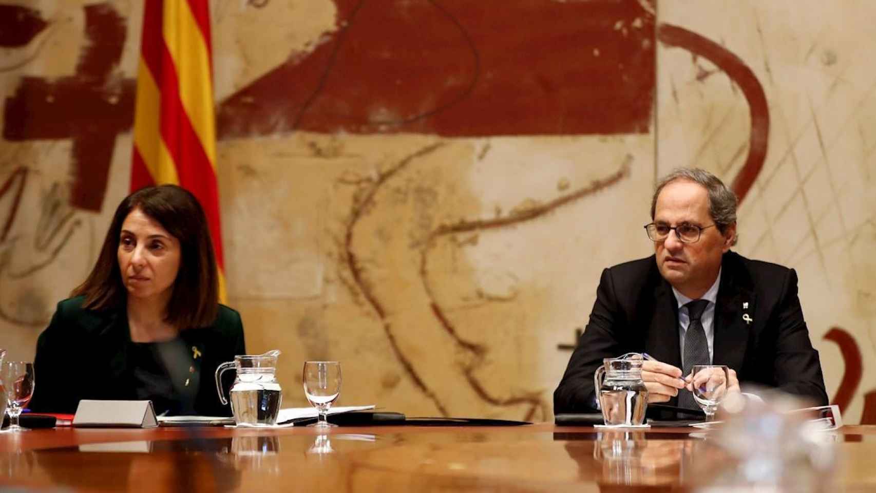 Meritxell Budó, junto al presidente de la Generalitat, Quim Torra / EFE