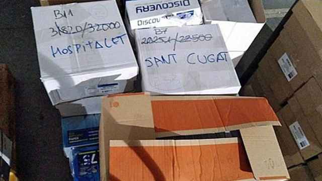 Varias cajas con los votos de los catalanes en el referéndum del 1-O