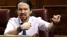 El líder de Podemos, Pablo Iglesias, espiado en su casa por una cámara del gobierno / EFE