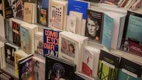 Volúmenes en una de las librerías de Barcelona / DAVID ZORRAKINO (EUROPAPRESS)