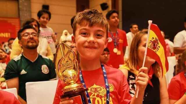 Guillermo Díez Rúa celebra su éxito en Foshuan (China) / EUROPA PRESS