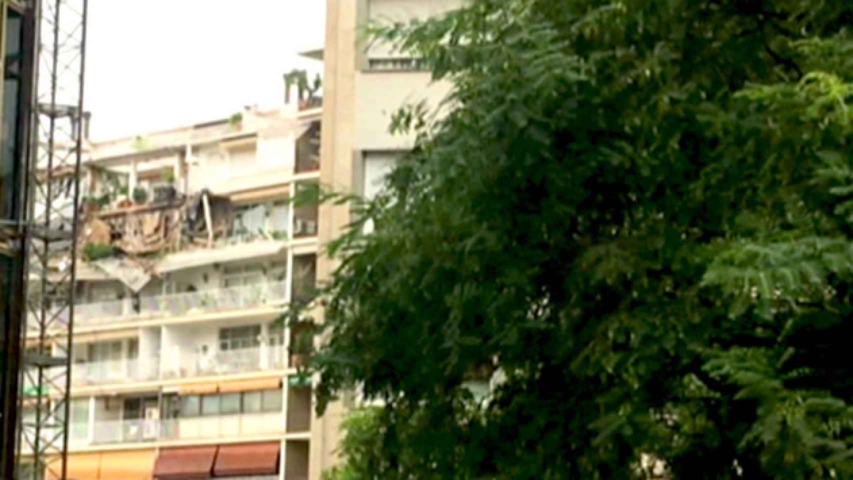 Los balcones que se han desplomado en el barrio de Sant Gervasi de Barcelona / CG