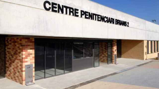 El exterior del centro penitenciario Brians 2, en Sant Esteve Sesrovires, una de las prisiones catalanas / CG