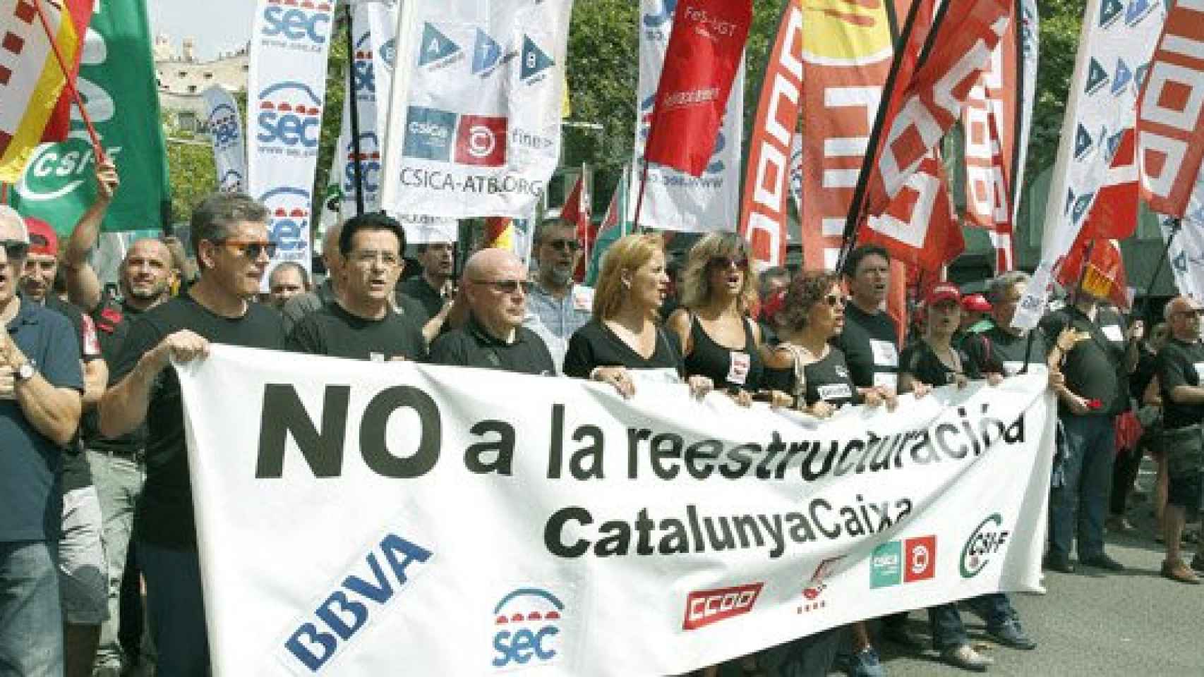 Protesta de los empleados de CatalunyaCaixa por el centro de Barcelona