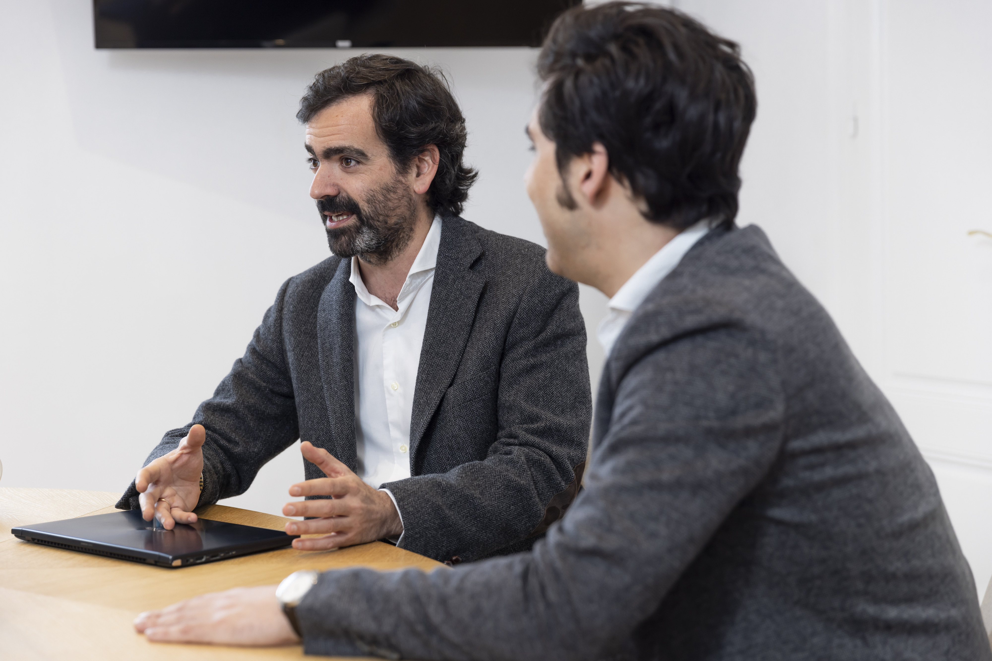 El CEO de Dozen Investments, Ramón Saltor, y el director de Dealflow de la plataforma de inversión, Marc Olmedillo / CEDIDA