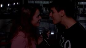 Alfred y Amaia antes de fundirse en un tremendo beso en 'Operación Triunfo'/ CD