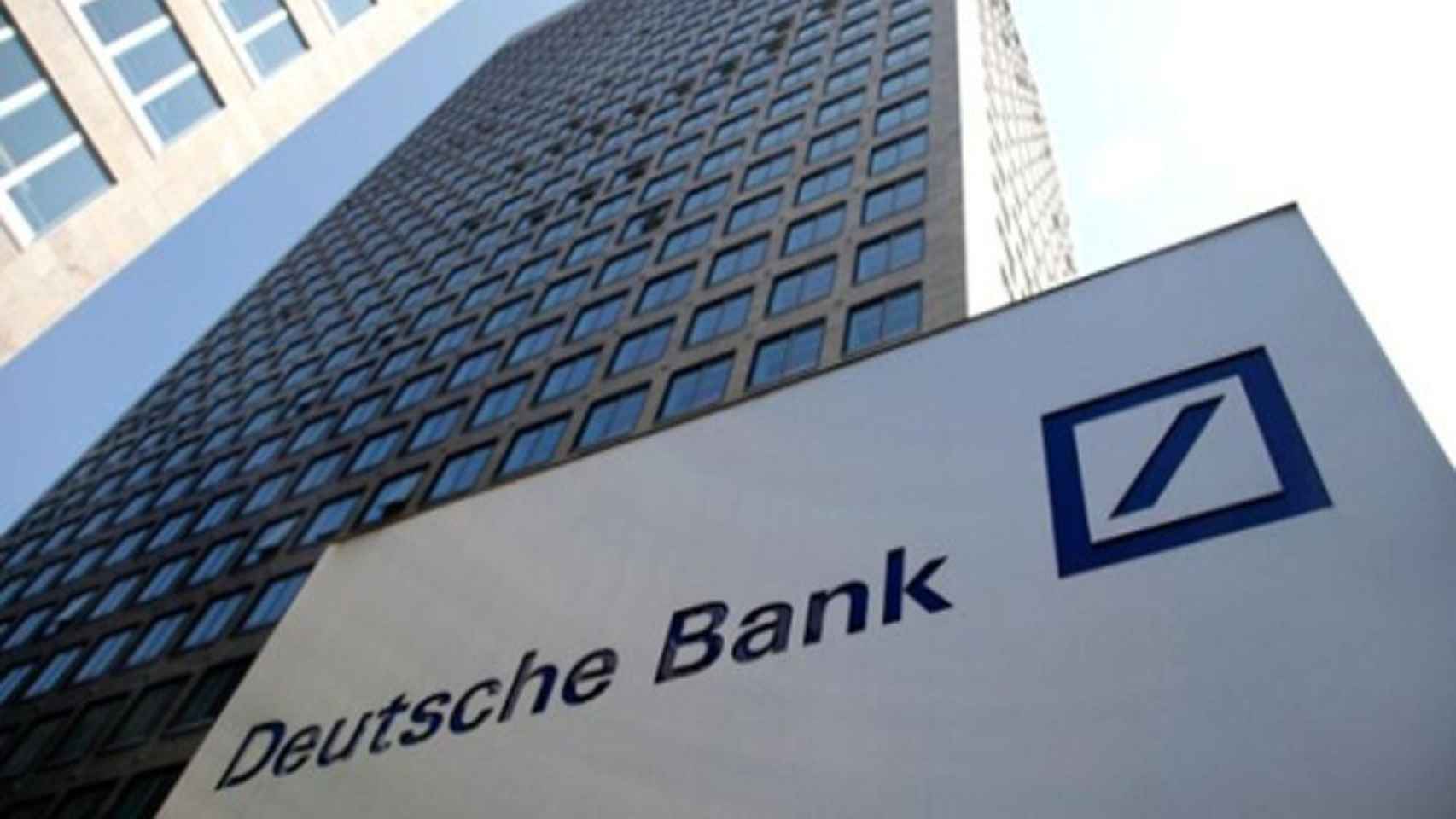 Una foto de archivo de un edificio de Deutsche Bank, banco de Alemania / Deutsche Bank