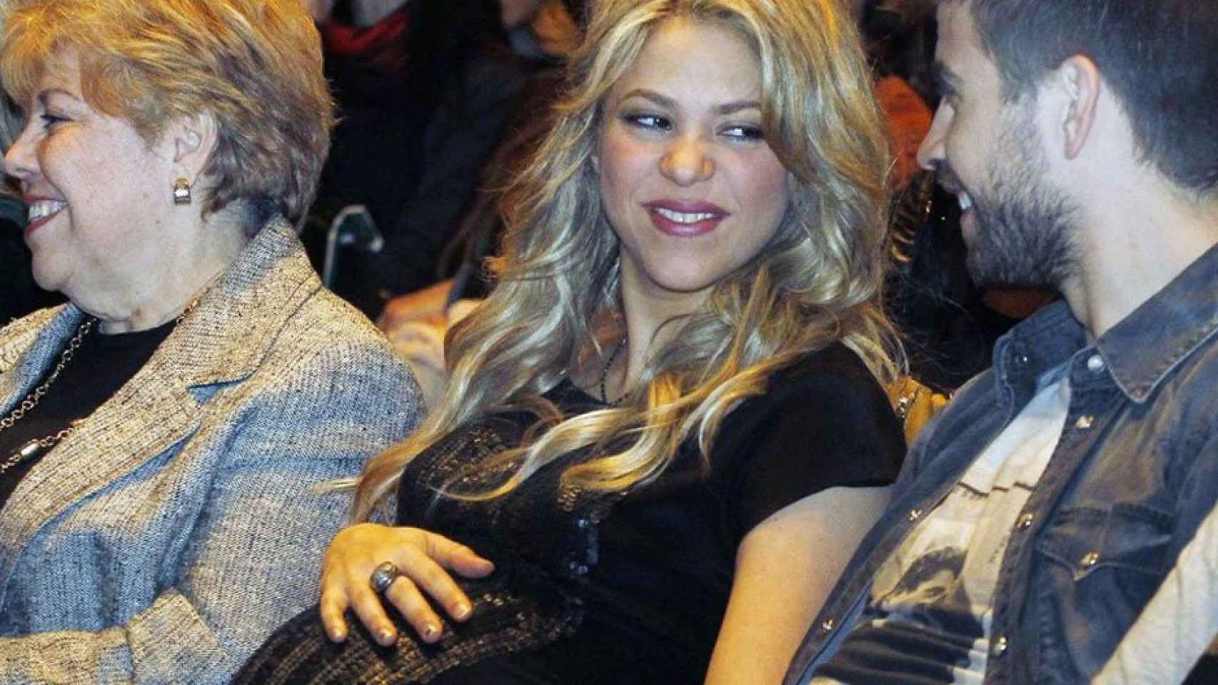 Shakira posa embarazada junto a Gerard Piqué / ARCHIVO