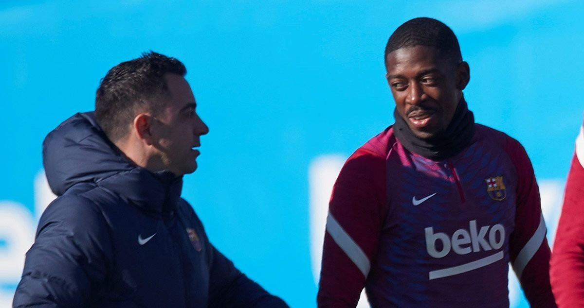 Xavi y Dembelé, en un entrenamiento del Barça / EFE