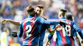 Los jugadores del Levante celebran un gol al Barça en la Copa del Rey / LEVANTE