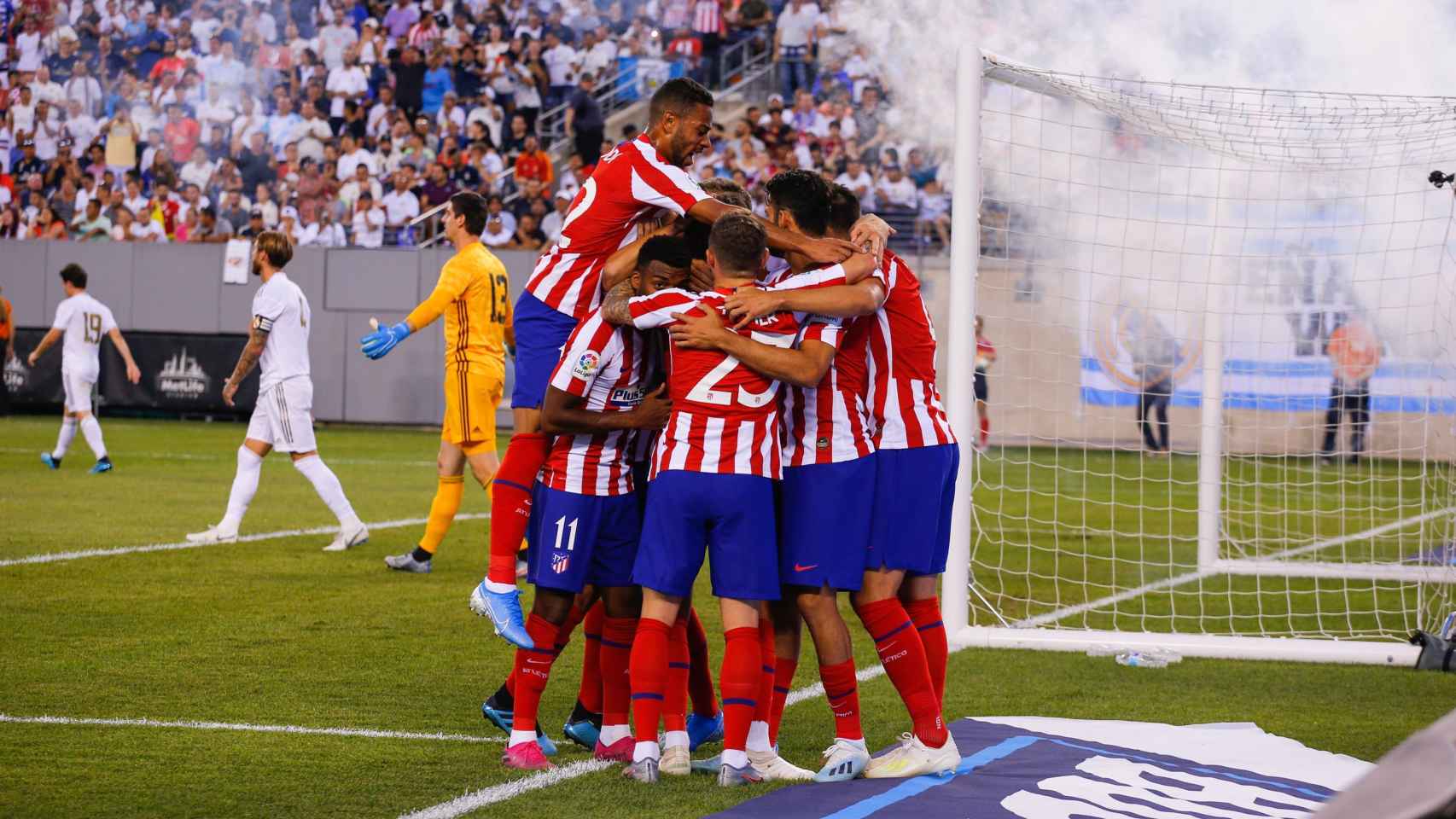 El Atlético de Madrid celebrando un gol contra el Real Madrid / EFE