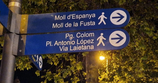 La plaza Antonio López, todavía señalizada en Barcelona / CRÓNICA GLOBAL