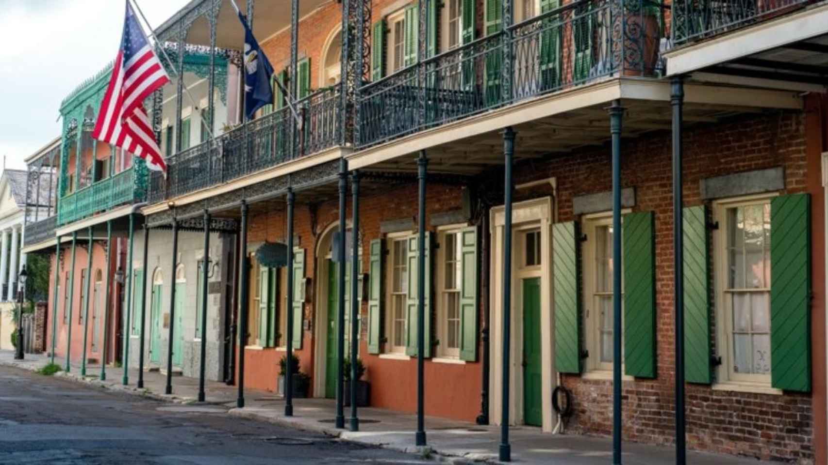 Arquitectura típica de Nueva Orleans, una de las ciudades en riesgo / Mary Hammel en UNSPLASH