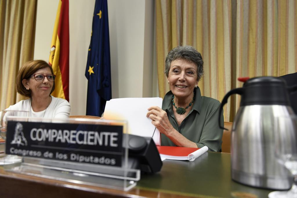 Rosa María Mateo, administradora de RTVE, durante una comparecencia en el Congreso de los Diputados / EFE