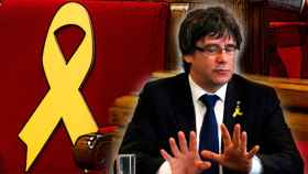 Carles Puigdemont y un lazo amarillo en uno de los escaños vacíos / FOTOMONTAJE DE CG