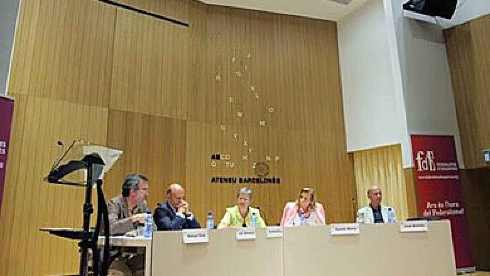 Presentación oficial de Federalistes d'Esquerres en el Ateneo Barcelonés, en septiembre de 2013