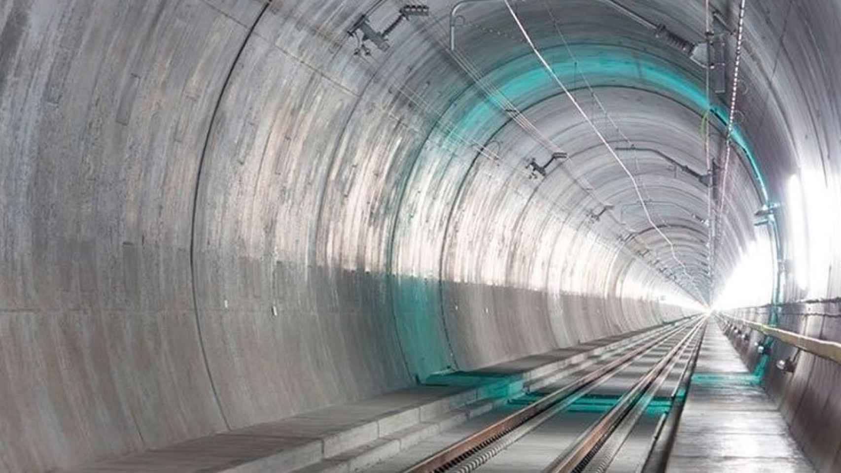 El túnel ferroviario de San Gotardo, en Suiza, el más largo y profundo del mundo / EUROPA PRESS