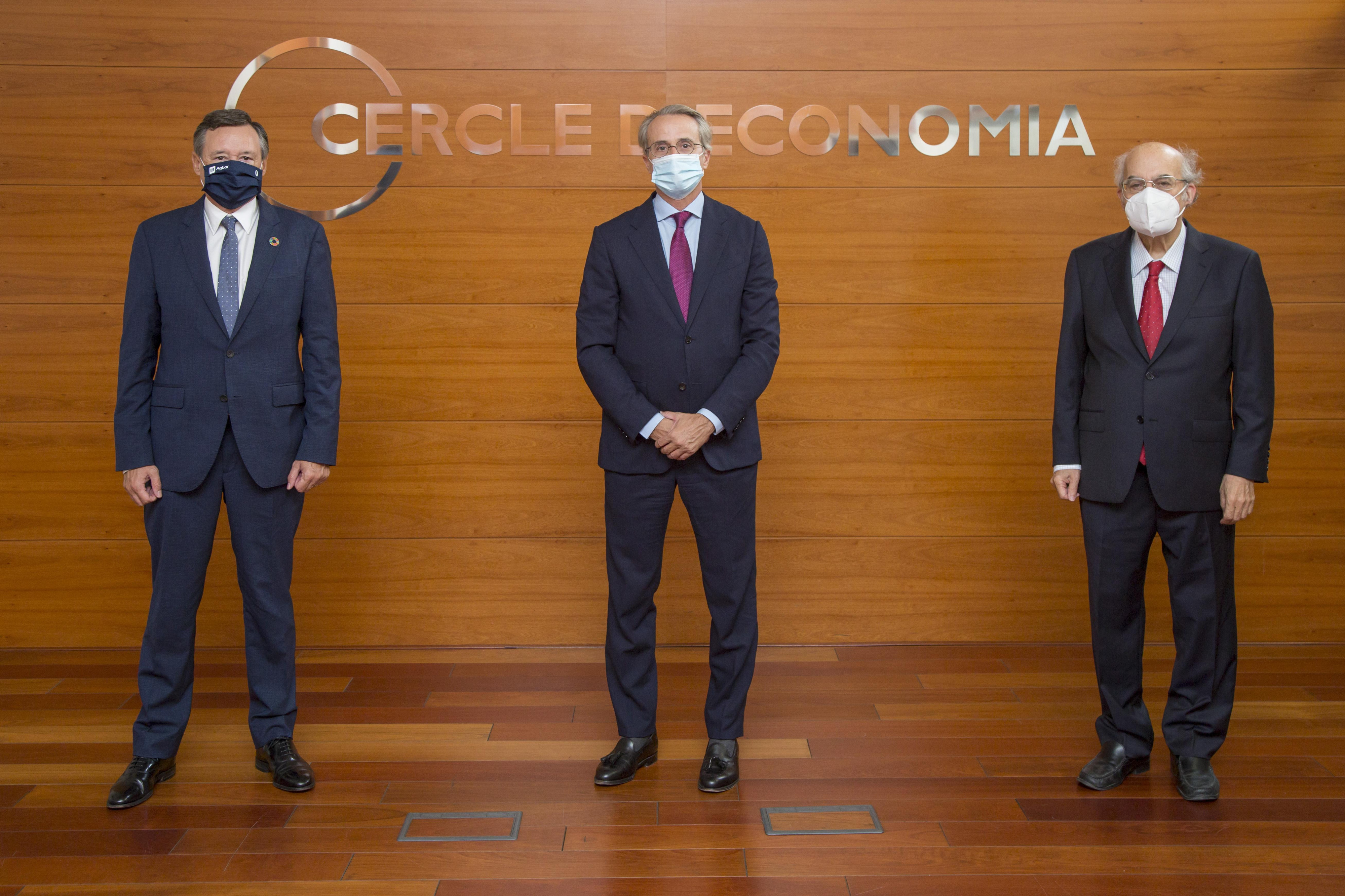 Ángel Simón, Javier Faus y Mas-Colell, en el Círculo de Economía / CdE