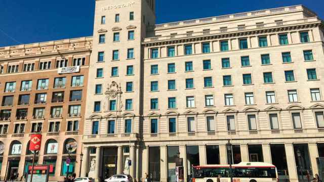 Hotel de la Plaza Cataluña de Barcelona / MA