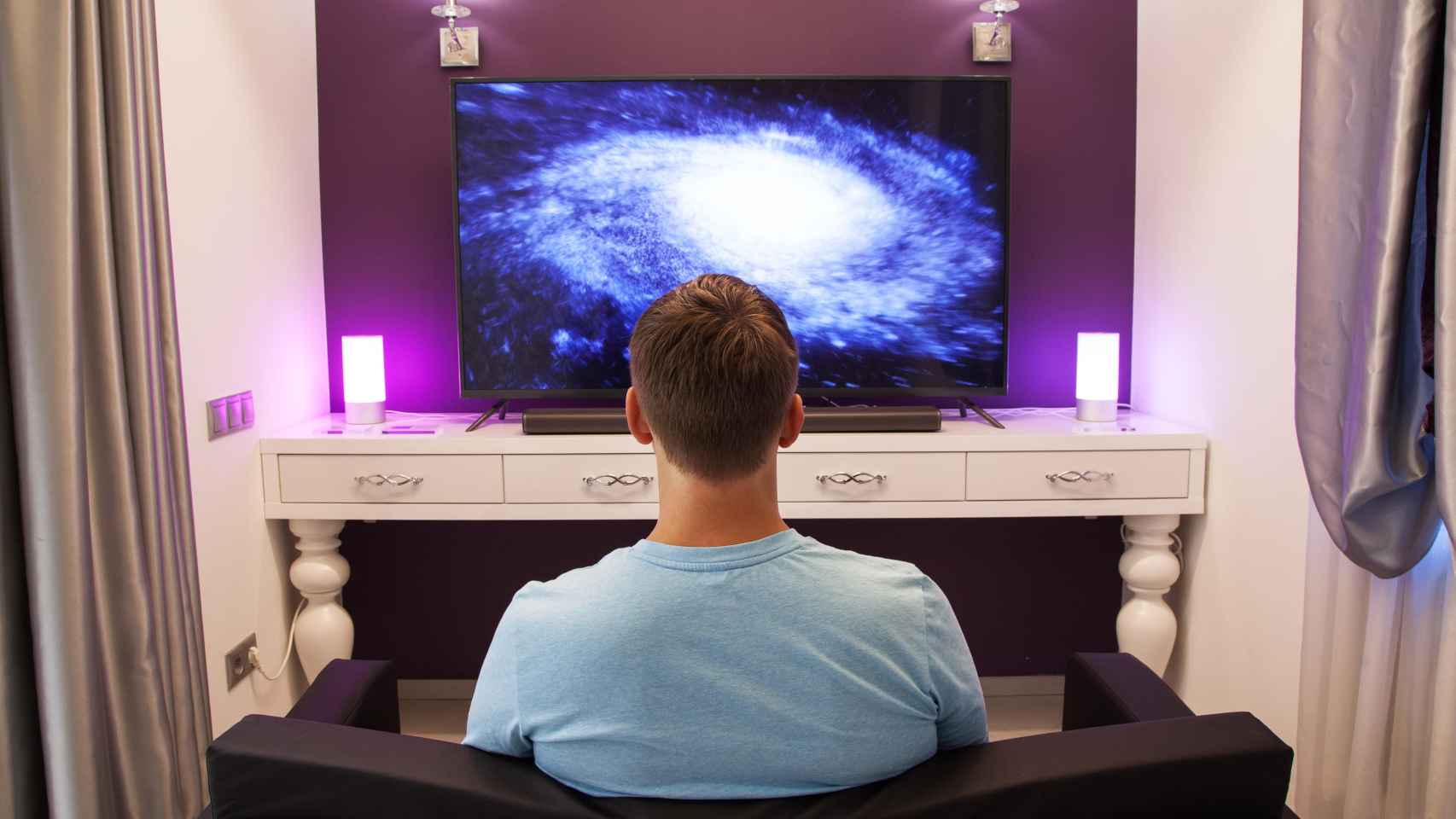 Por qué la tele más grande que quepa en el salón no es siempre la mejor