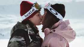 Dulceida y Alba Paul se besan en las pistas de esquí / CD