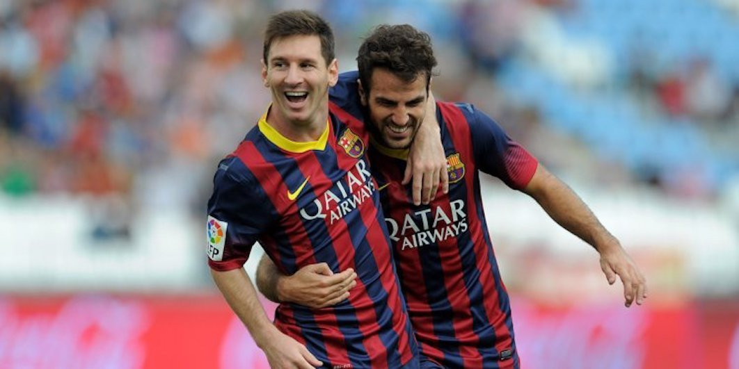 Una foto de Leo Messi y Cesc Fàbregas celebrando un gol con el Barça / Twitter
