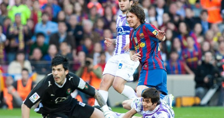 Gol de Messi contra el Valladolid en la última jornada de la Liga 2010 / FCB