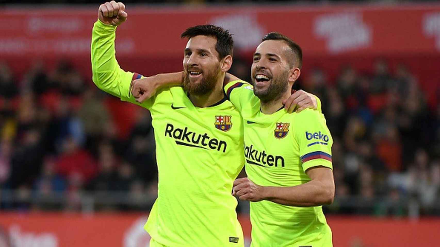 Leo Messi celebrando su gol con Jordi Alba contra el Girona / EFE