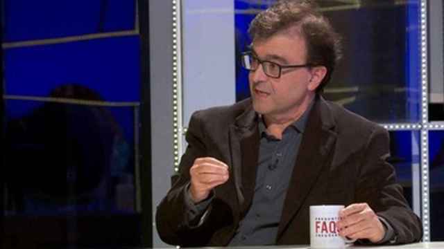 Javier Cercas, entrevistado en el programa FAQs de TV3
