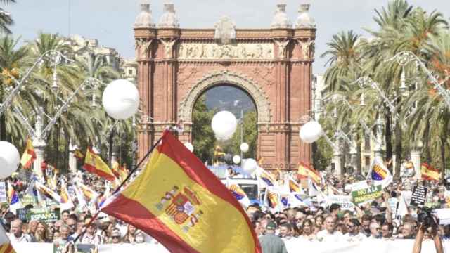 Manifestación convocada por la organización Escuela de Todos en Barcelona a favor del castellano en las escuelas catalanas / DAVID OLLER - EUROPA PRESS