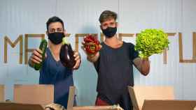 Marc Ibos y Oriol Aldomà, creadores de Imperfectus, con verduras 'feas' / IMPERFECTUS