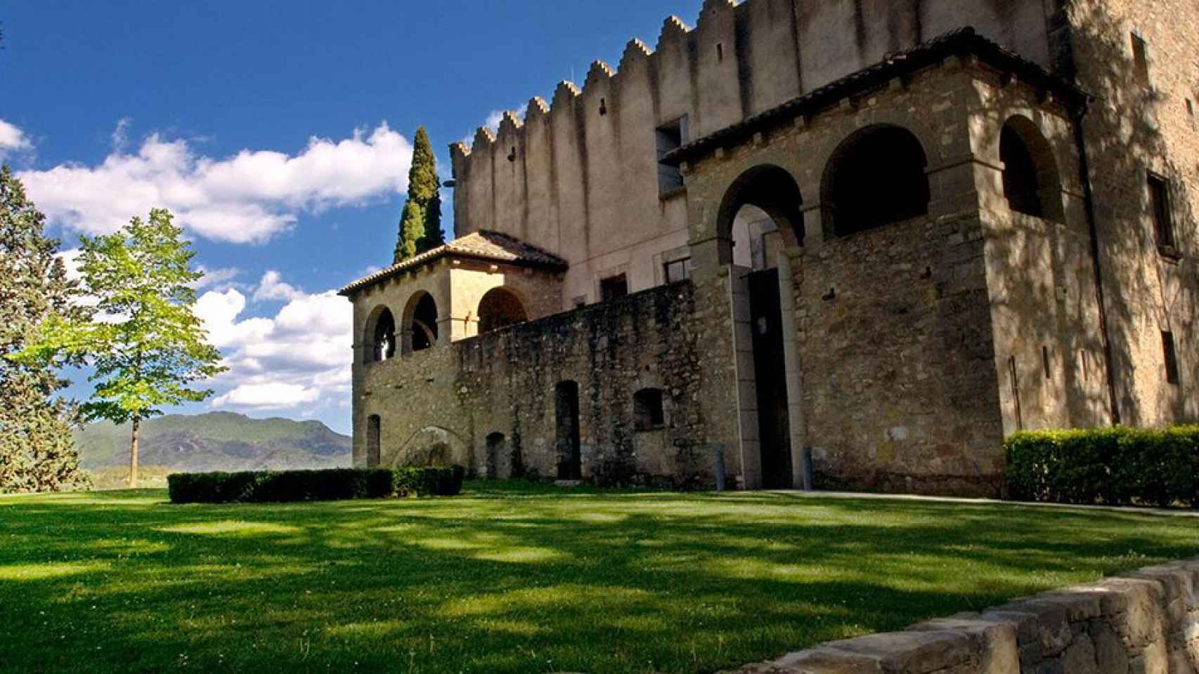 Castillo de Montesquiu