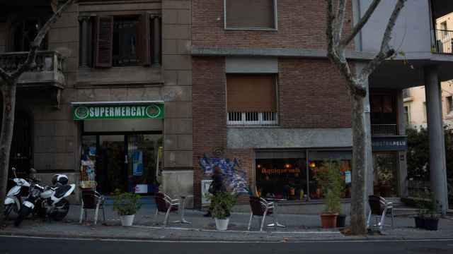 El cierre de la hostelería, uno de los elementos que ha contribuido al hundimiento del PIB catalán en 2020 / EP