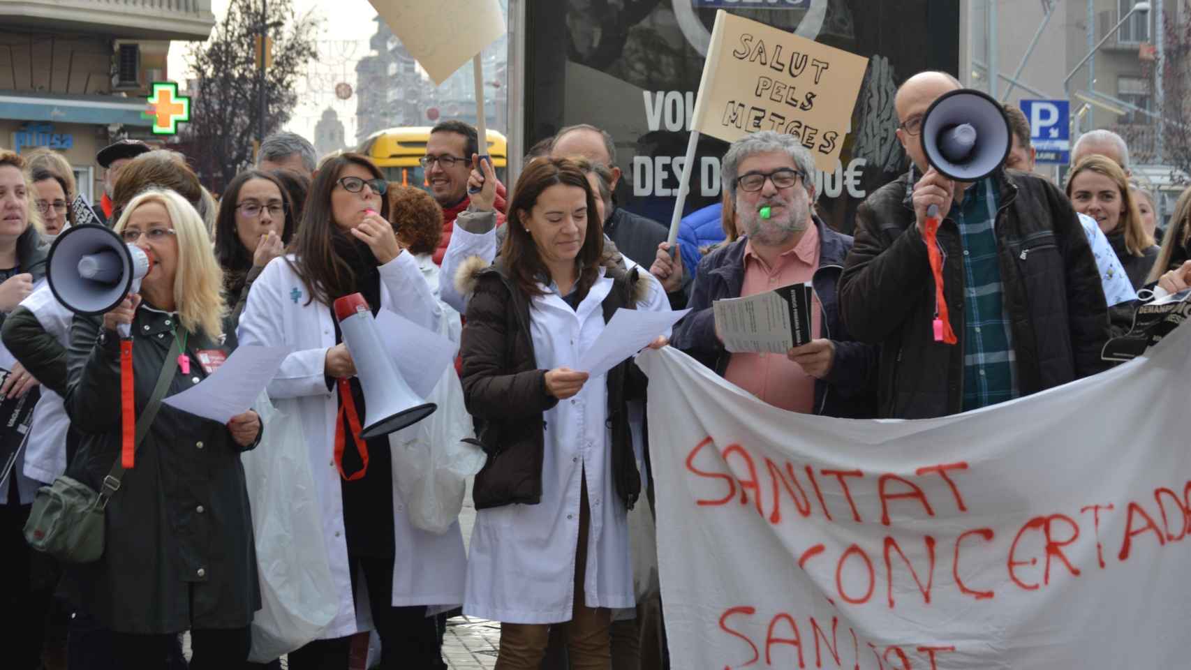 Foto de archivo de una manifestación de médicos en Lleida / EUROPA PRESS