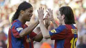 Ronaldinho escribe sobre su íntima relación con Messi / EFE