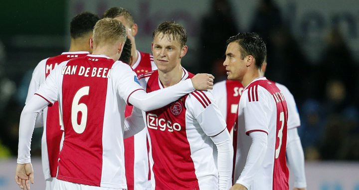 Frenkie De Jong celebra un gol con el Ajax / EFE