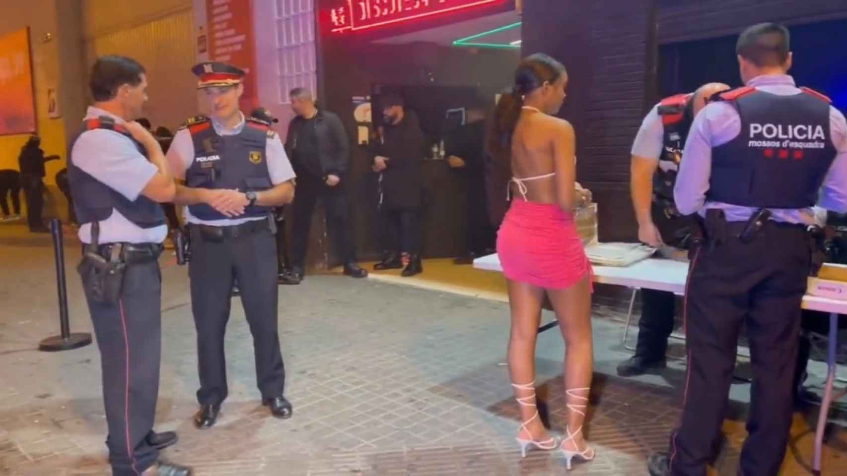 Los Mossos d'Esquadra detienen a un hombre en la misma discoteca donde murió un joven por arma blanca / EUROPA PRESS