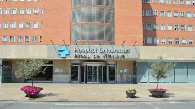 Hospital Arnau de Vilanova, donde permanece ingresado en estado grave el menor de 12 años atropellado en Lleida / EUROPA PRESS