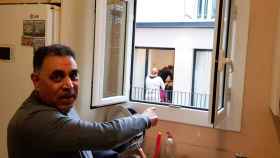 Rafik Asi Asis, vecino de los nuevos pisos-contenedor de Ada Colau en Barcelona / CG