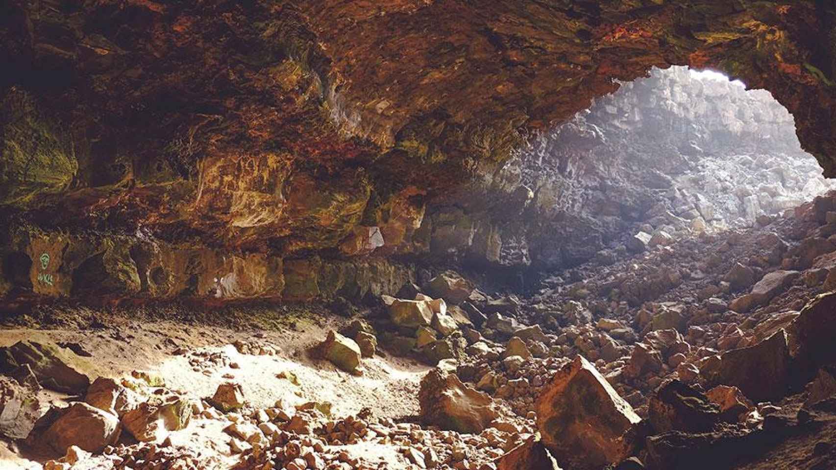 Cuevas de la Espluga / UNSPLASH