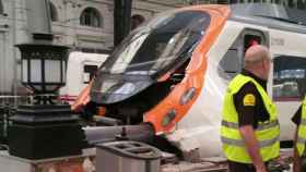 El tren de Cercanías de Renfe accidentado el viernes en la Estación de Francia de Barcelona / CG