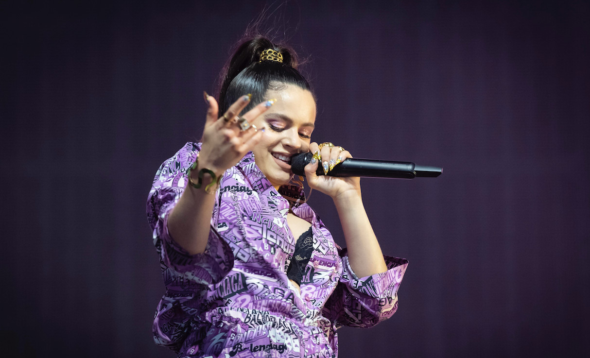 La cantante Rosalía en el escenario del festival Glastonbury del Reino Unido / GTRES