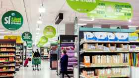 Las secciones de Mercadona con la promoción para aumentar el reciclaje de plásticos en sus supermercados / MERCADONA
