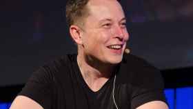 Una imagen de archivo de Elon Musk, consejero delegado de Tesla Tesla seguirá cotizando en Wall Street