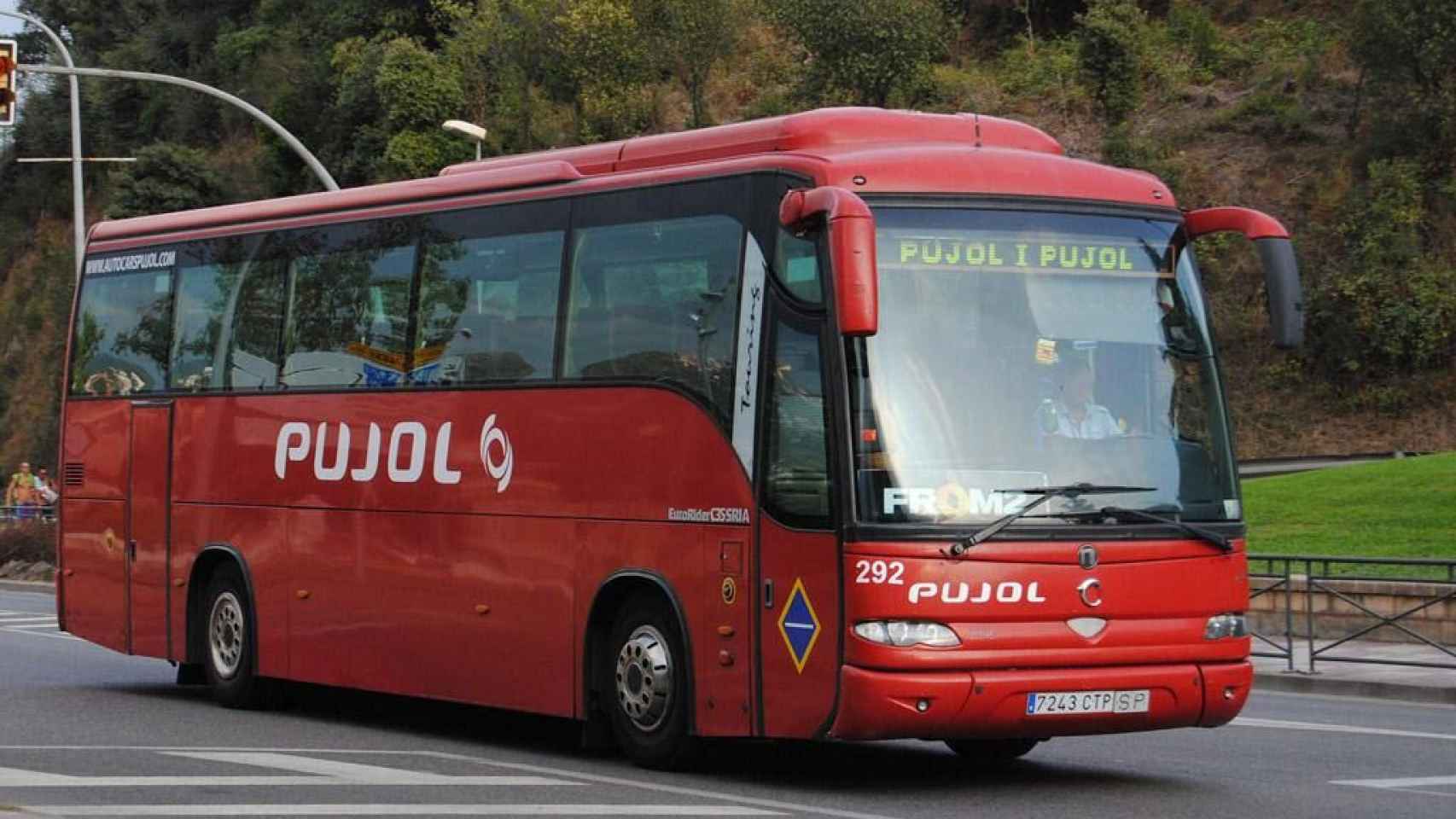 Un autobús de la compañía Pujol i Pujol, que ha sido adquirida por Moventia, en una imagen de archivo / CG