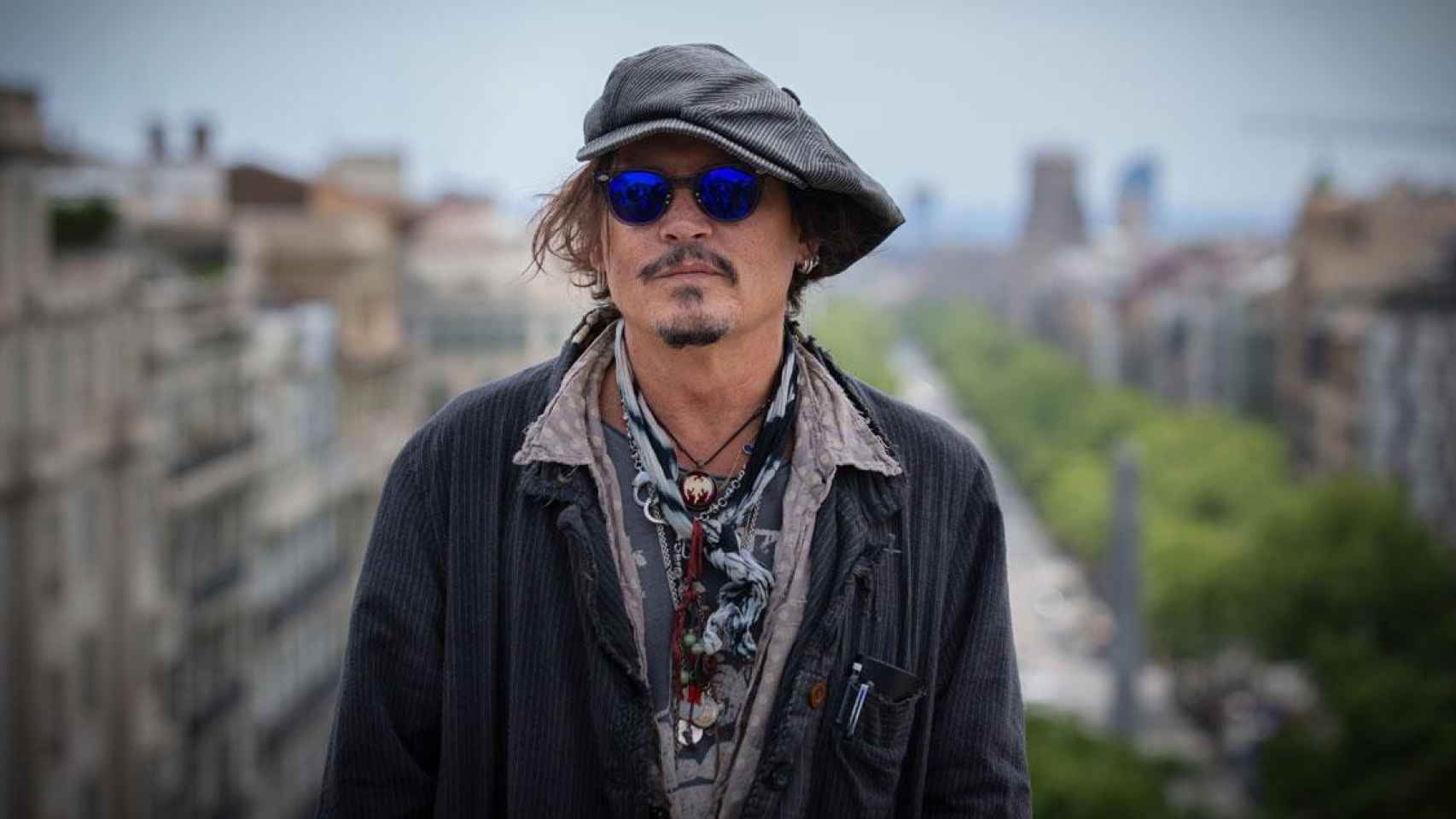 Johnny Depp, en la terraza del hotel Casa Fuster en Barcelona, hoy / EP